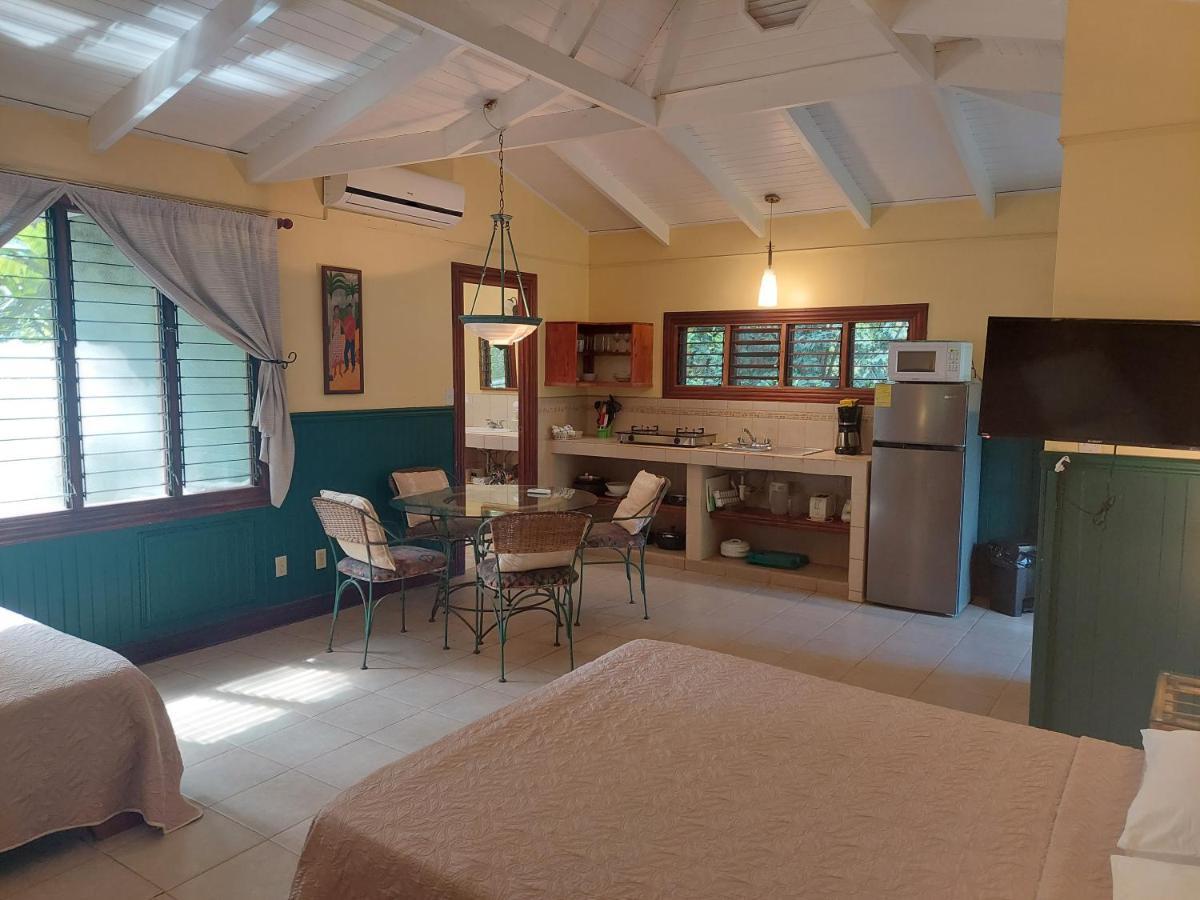 קאוויטה Playa Negra Guesthouse מראה חיצוני תמונה