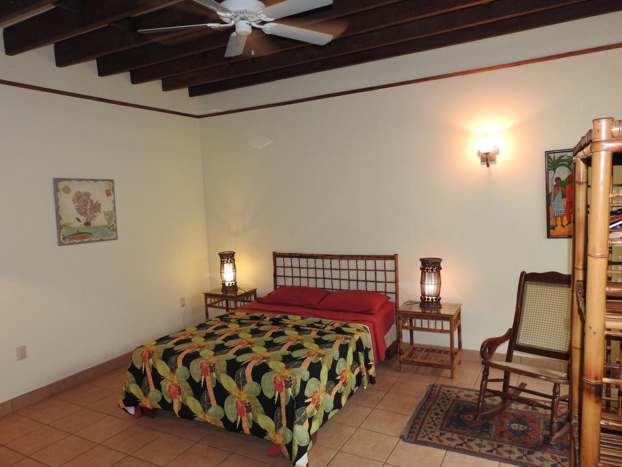 קאוויטה Playa Negra Guesthouse מראה חיצוני תמונה