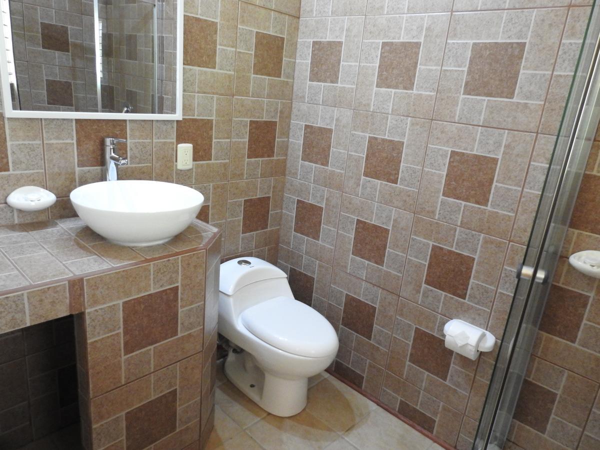 קאוויטה Playa Negra Guesthouse מראה חיצוני תמונה